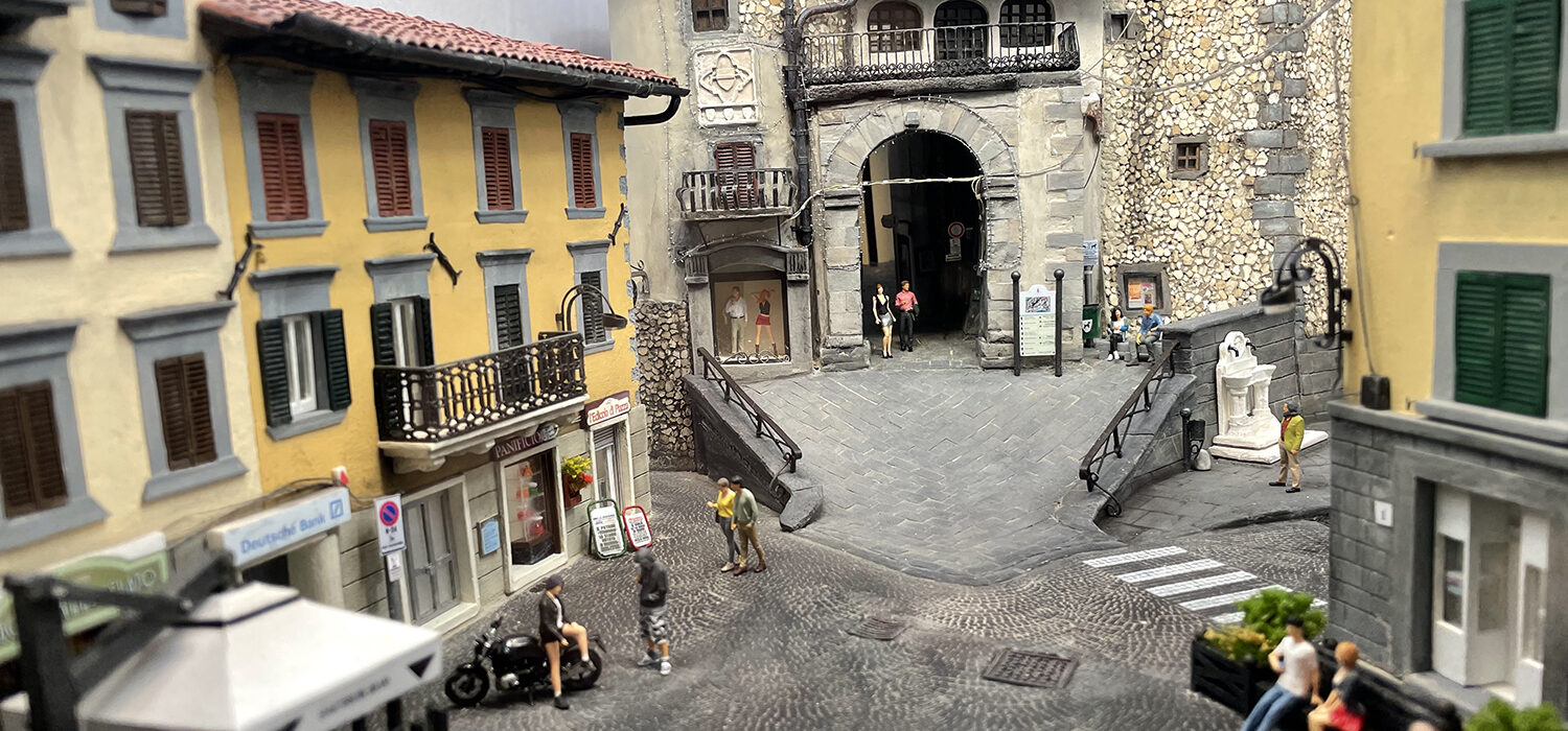 Diorama Castelnuovo di Garfagnana square